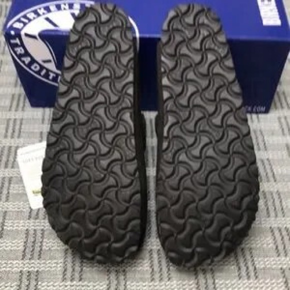 NWT Women's Birkenstock Boston Clogs in Mocha Suede - Narrow Fit - Picture 5 of 5